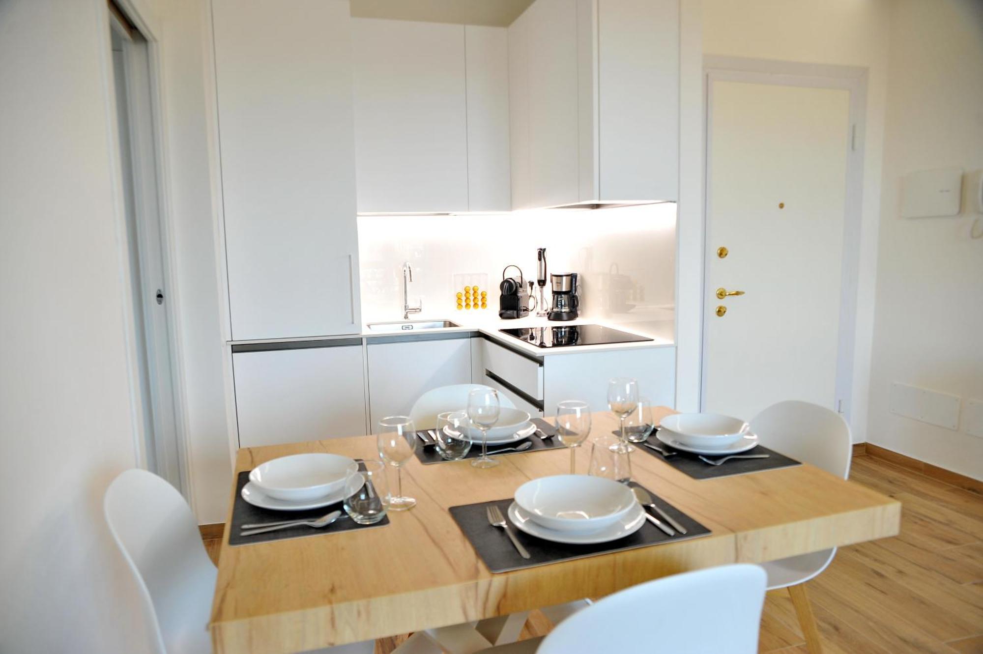 Gold Garda Desenzano Apartment Desenzano del Garda Ngoại thất bức ảnh