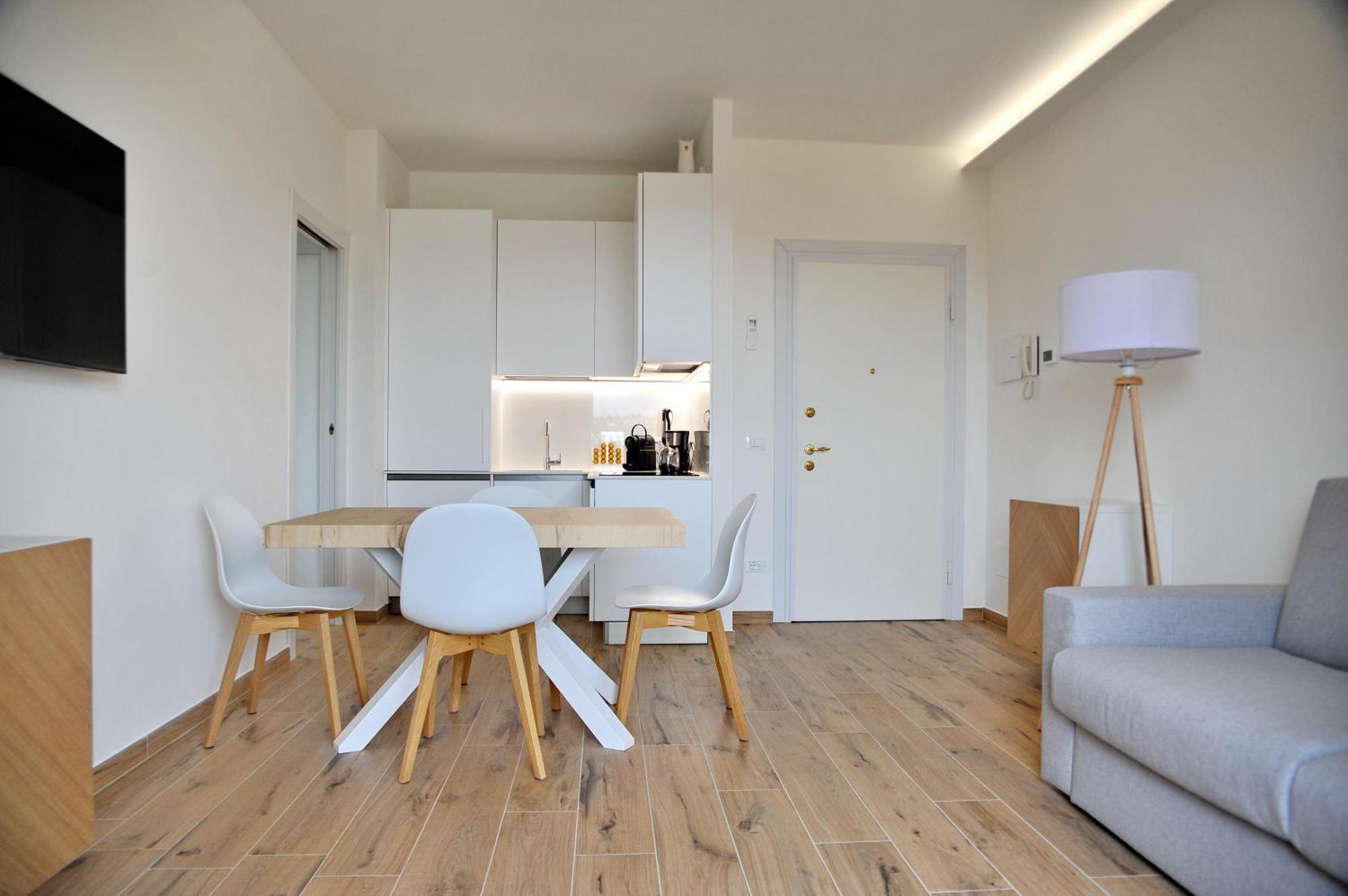Gold Garda Desenzano Apartment Desenzano del Garda Ngoại thất bức ảnh