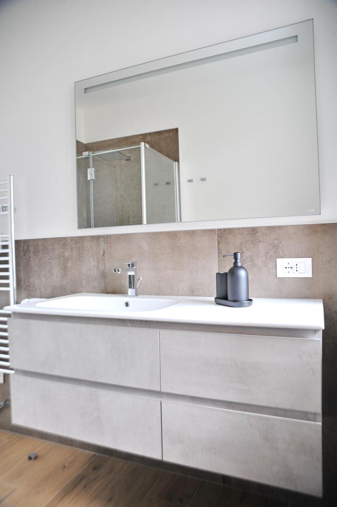 Gold Garda Desenzano Apartment Desenzano del Garda Ngoại thất bức ảnh